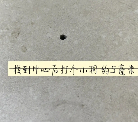邵东瓷砖空鼓维修公司专业解答在瓷砖铺贴过程中，如果砂料搅拌不均匀，将会带来以下问题